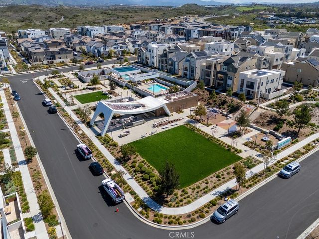 120 Zawn, Irvine, CA 92618
