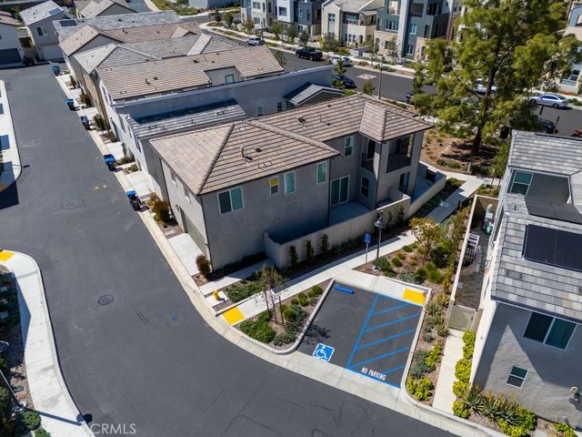 120 Zawn, Irvine, CA 92618