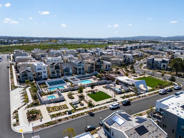 120 Zawn, Irvine, CA 92618