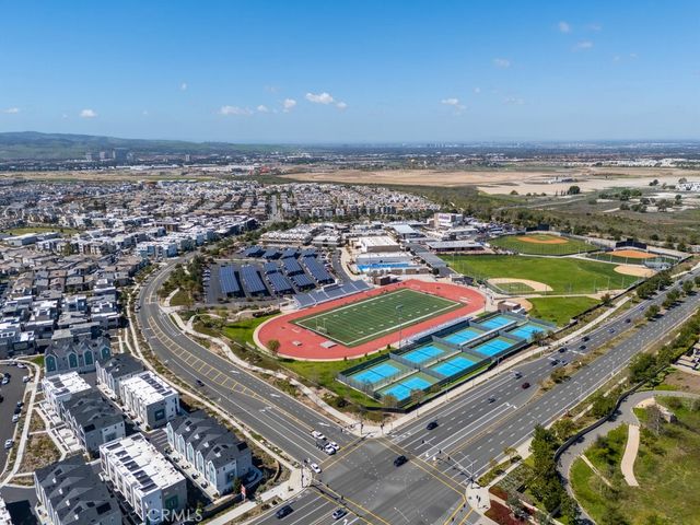 120 Zawn, Irvine, CA 92618