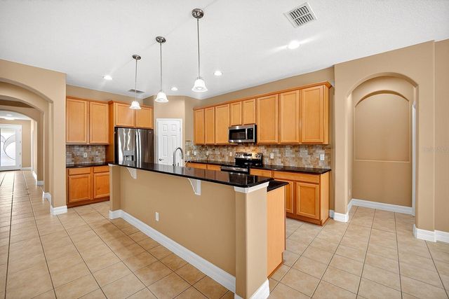 1374 LEXINGTON AVENUE, Davenport, FL 33837