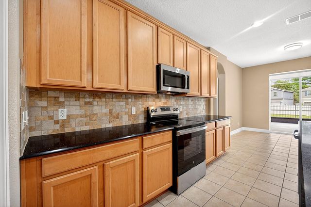 1374 LEXINGTON AVENUE, Davenport, FL 33837