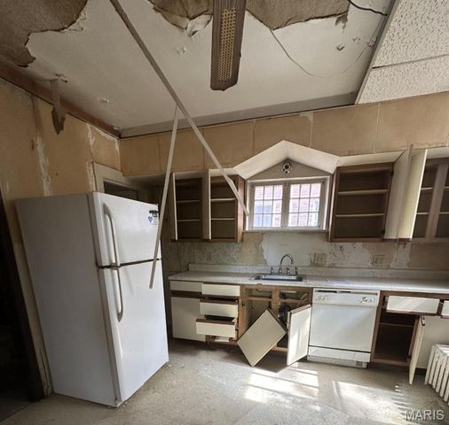 4450 Tholozan Avenue, St Louis, MO 63116