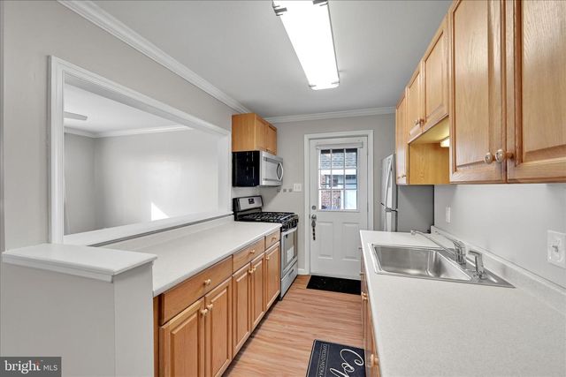 204 RIDLEY AVE, Folsom, PA 19033