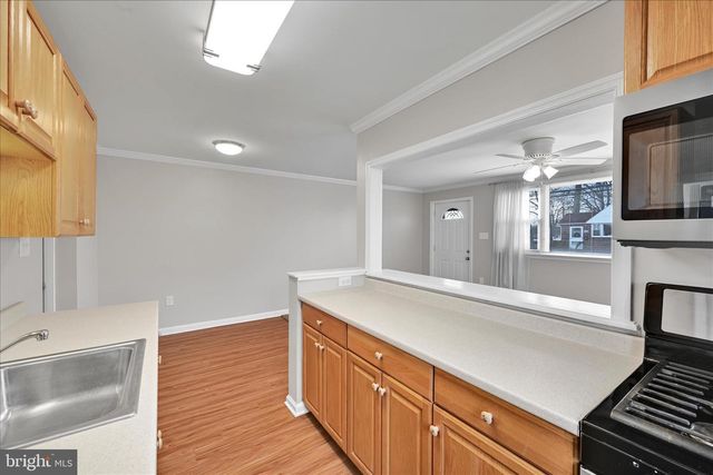 204 RIDLEY AVE, Folsom, PA 19033