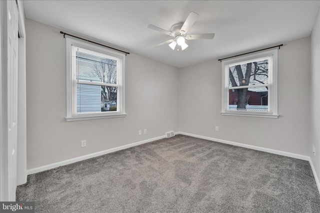 204 RIDLEY AVE, Folsom, PA 19033