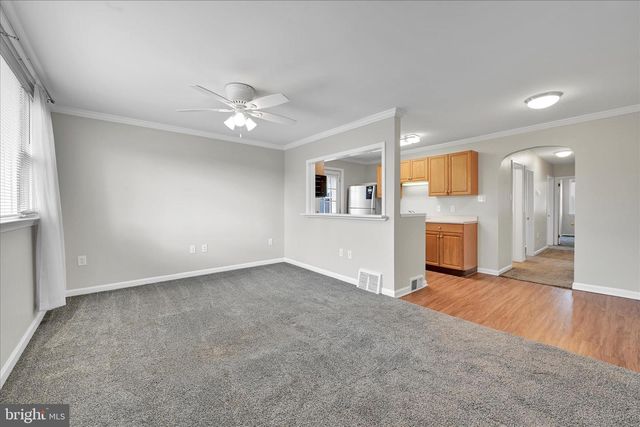 204 RIDLEY AVE, Folsom, PA 19033