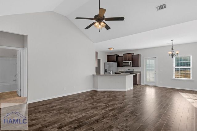 416 Archie Way NE, Ludowici, GA 31316