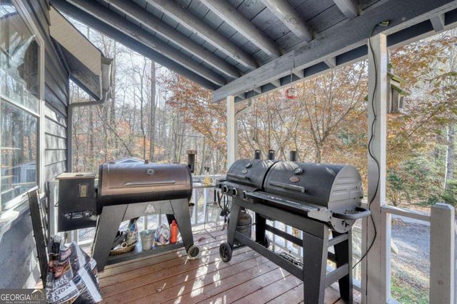 541 Rizzitello Lane, Blairsville, GA 30512