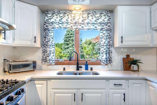 1267 SNOWDON DRIVE, Oshkosh, WI 54904