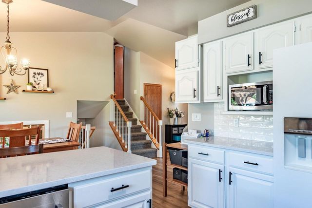 1267 SNOWDON DRIVE, Oshkosh, WI 54904