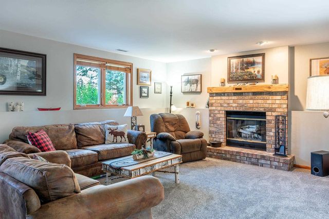 1267 SNOWDON DRIVE, Oshkosh, WI 54904