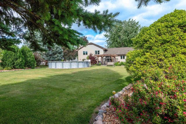 1267 SNOWDON DRIVE, Oshkosh, WI 54904
