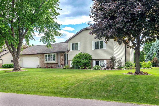 1267 SNOWDON DRIVE, Oshkosh, WI 54904