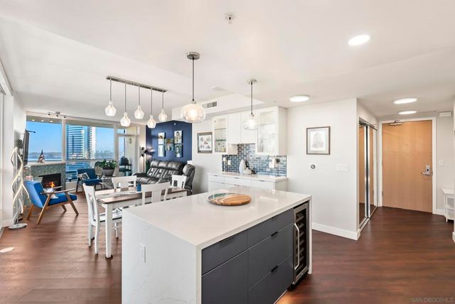 555 Front St. 1302, San Diego, CA 92101