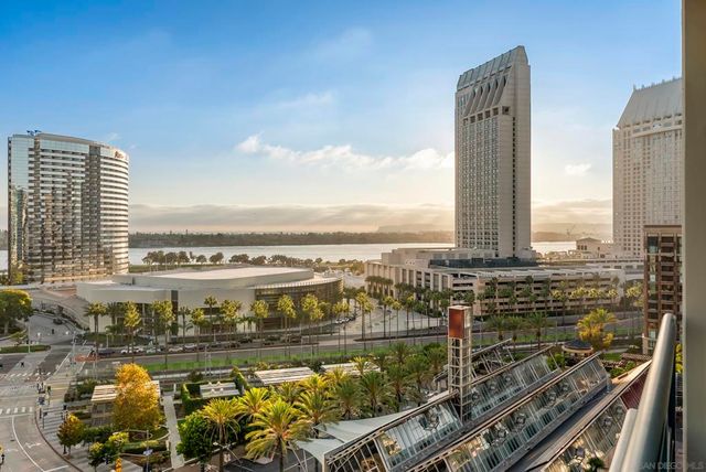 555 Front St. 1302, San Diego, CA 92101