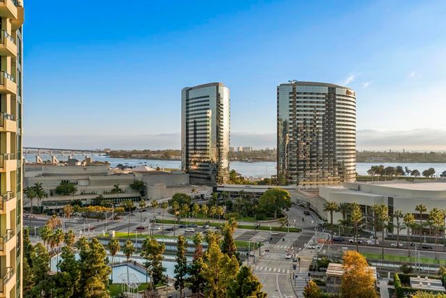 555 Front St. 1302, San Diego, CA 92101