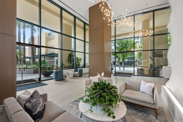 555 Front St. 1302, San Diego, CA 92101