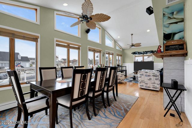 59 Top Sail Court, Bayville, NJ 08721