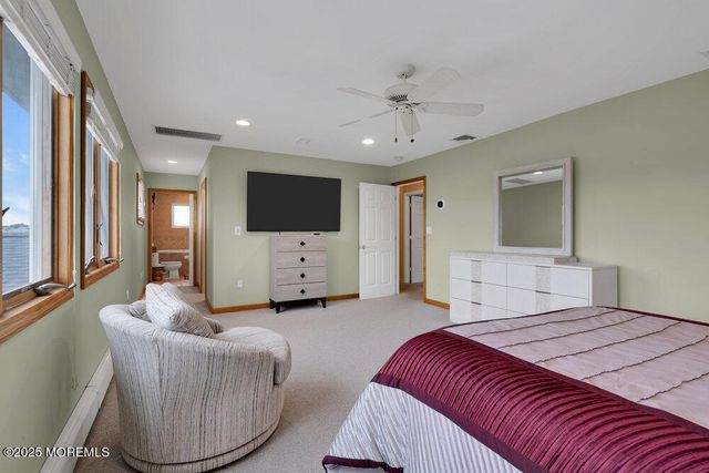 59 Top Sail Court, Bayville, NJ 08721