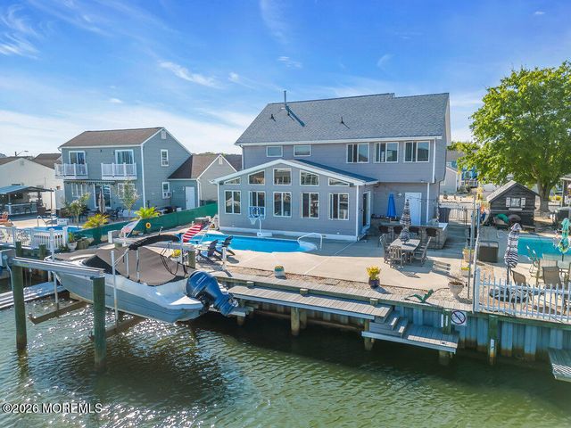 59 Top Sail Court, Bayville, NJ 08721