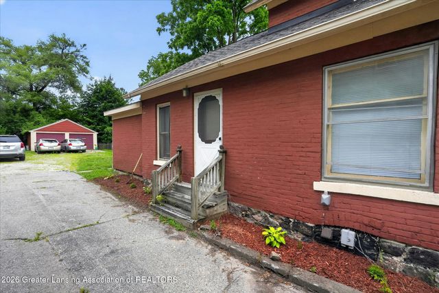1223 N Washington, Lansing, MI 48906