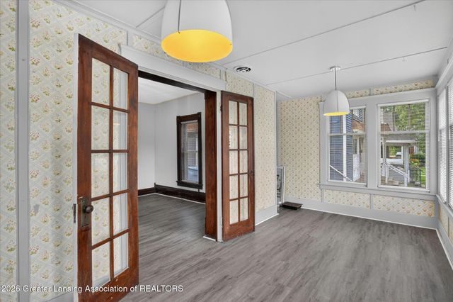 1223 N Washington, Lansing, MI 48906