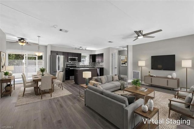 5235 Robin LN N, St. Petersburg, FL 33714