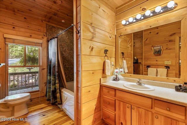 808 Granite Drive, Hayesville, NC 28904