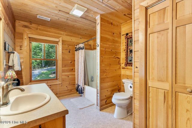 808 Granite Drive, Hayesville, NC 28904