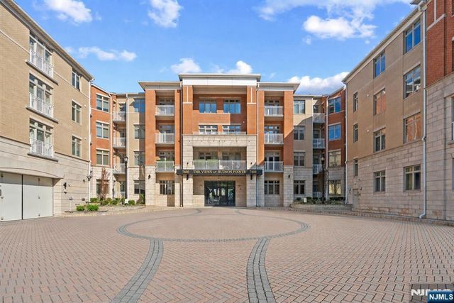 7400 River Road 401, North Bergen, NJ 07047