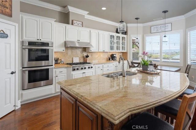 22064 Gold Canyon, Saugus, CA 91390