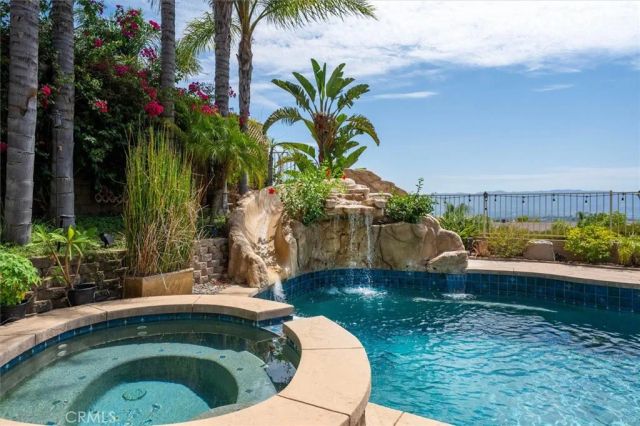 22064 Gold Canyon, Saugus, CA 91390