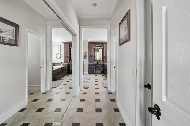 22064 Gold Canyon, Saugus, CA 91390