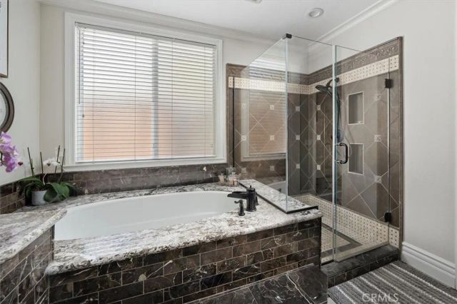 22064 Gold Canyon, Saugus, CA 91390