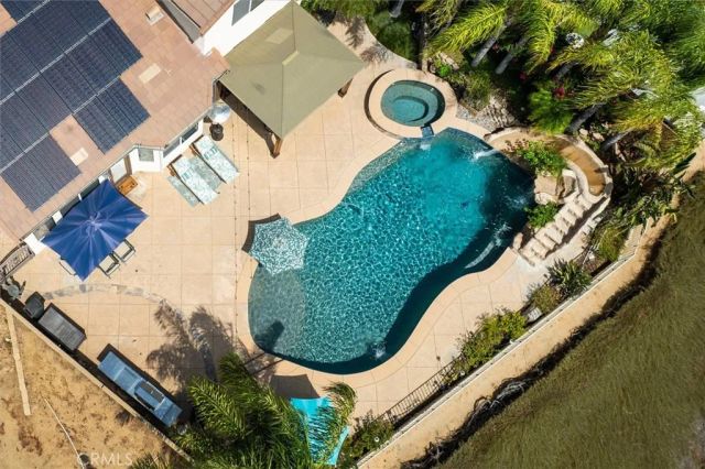 22064 Gold Canyon, Saugus, CA 91390