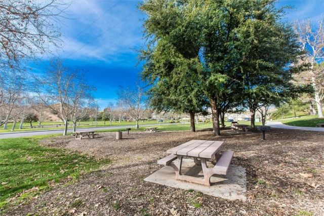 22064 Gold Canyon, Saugus, CA 91390