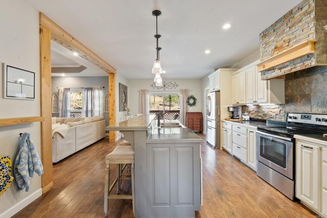 92 Hickory Ridge Road, Vilonia, AR 72173