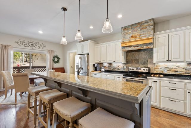 92 Hickory Ridge Road, Vilonia, AR 72173