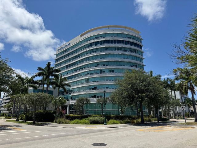 20900 NE 30th Avenue 503 assigned parking, Aventura, FL 33180