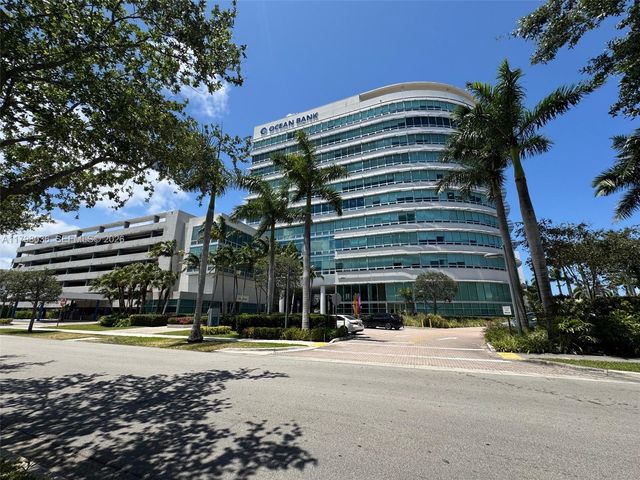 20900 NE 30th Avenue 503 assigned parking, Aventura, FL 33180