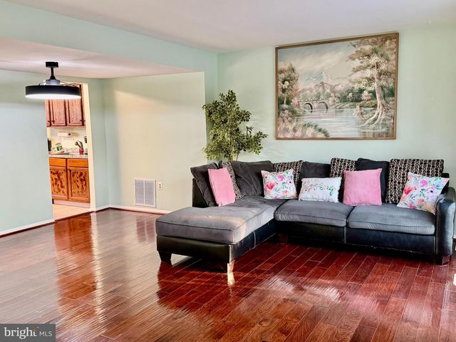 8346 MOUNTAIN ASH WAY, Gaithersburg, MD 20879