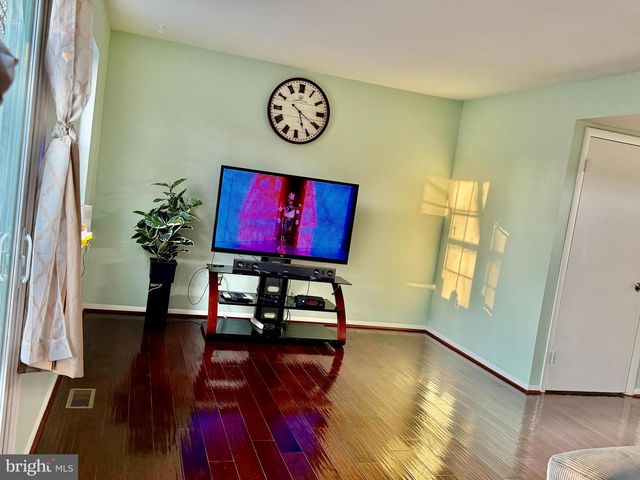 8346 MOUNTAIN ASH WAY, Gaithersburg, MD 20879