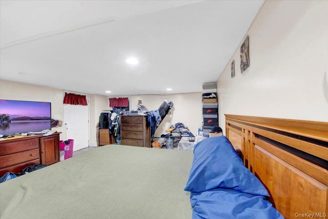 12 Broad Avenue, Ossining, NY 10562