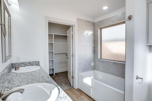 811 N 4th Street, Wolfforth, TX 79382