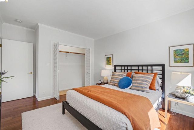 4753 4753 Mountain Blvd, Oakland, CA 94619