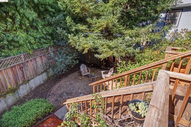 4753 4753 Mountain Blvd, Oakland, CA 94619