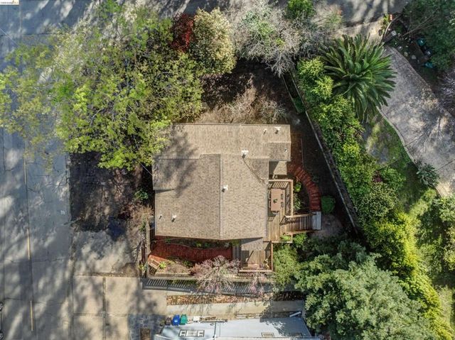 4753 4753 Mountain Blvd, Oakland, CA 94619