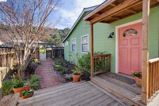 4753 4753 Mountain Blvd, Oakland, CA 94619