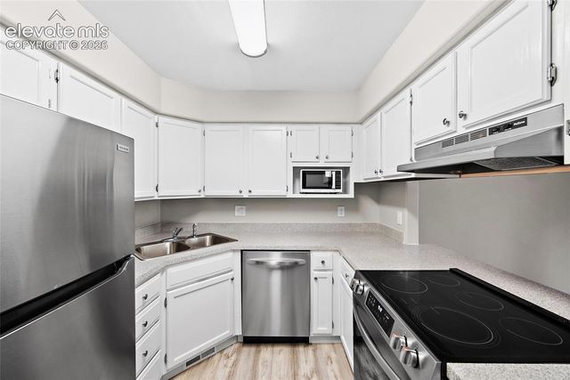 510 Autumn Crest Circle B, Colorado Springs, CO 80919